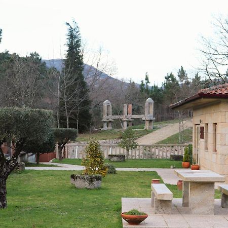 Outeiro Do Moinho Bed and Breakfast Campo do Geres Buitenkant foto